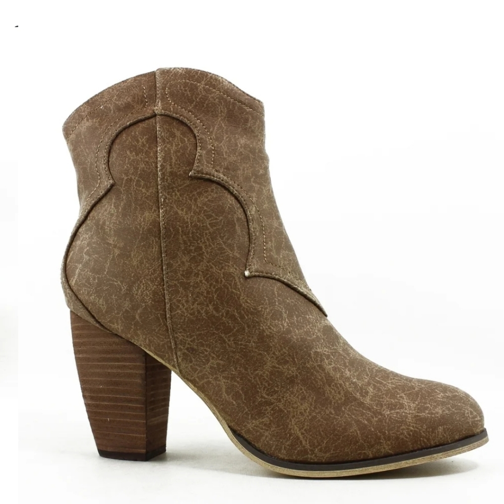 Wheat Block Heel Boots